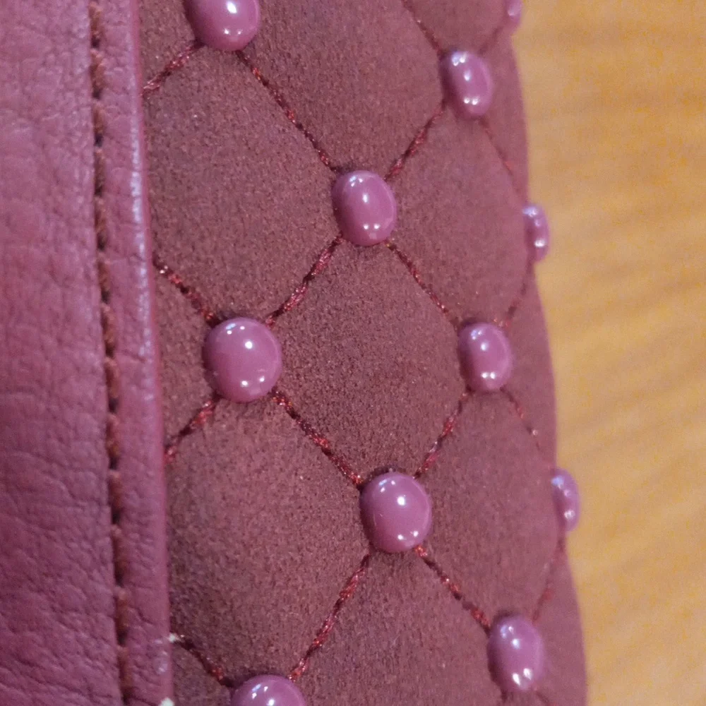 Wallet Purple Compact Sassy with a zipper spacious Classy damage on interiors